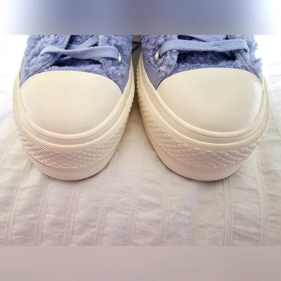 CONVERSE Chuck Taylor All Star Sherpa Platform Trainers Shoes Ghost BNIB UK 5 - Picture 7 of 8